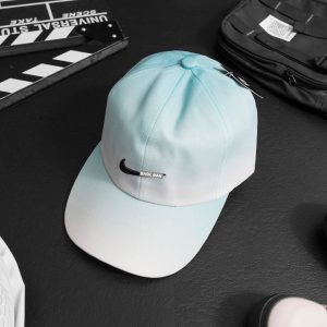NÓN NIKE
